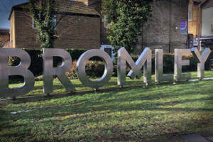 Bromley-north-sign-2